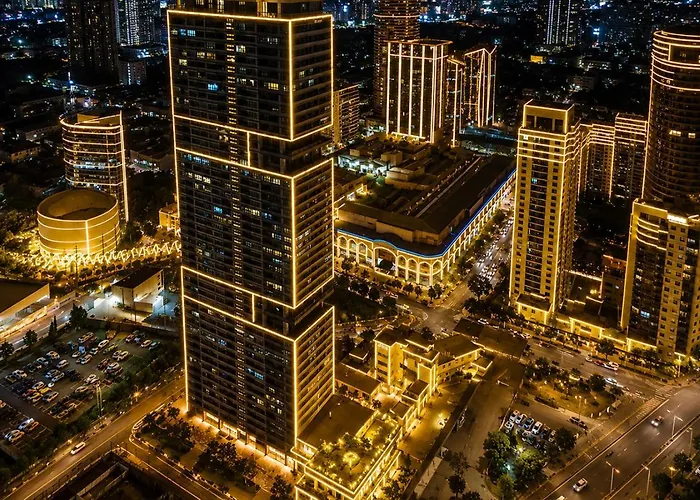 Light Premium Suites, Novotel Acqua Near Makati Hotel 4*