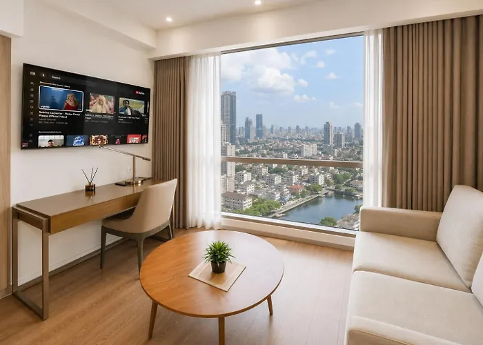 Light Premium Suites, Novotel Acqua Near Makati