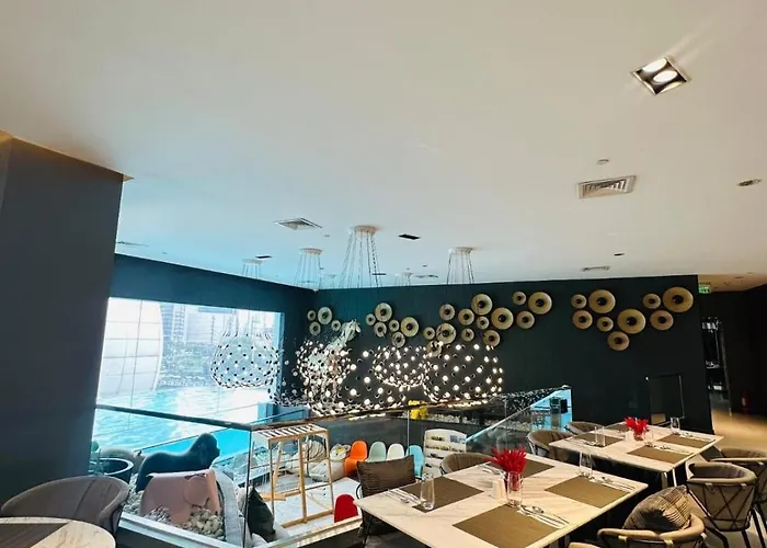 Light Premium Suites, Novotel Acqua Near Makati Hotel